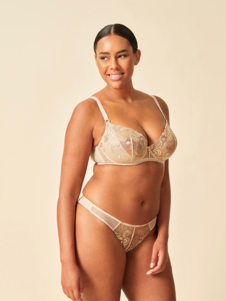 VIP Fleur D’Or Plunge