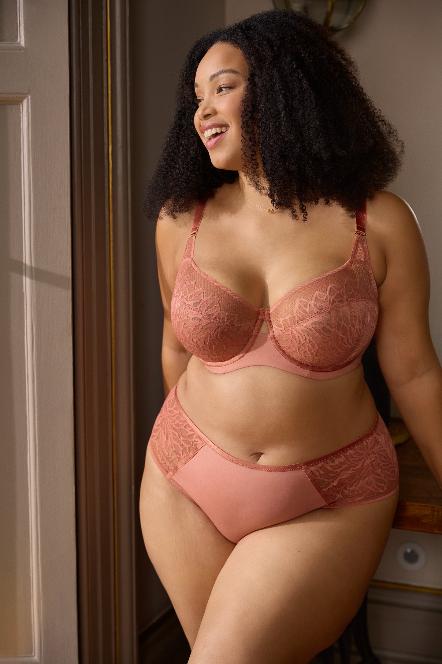Sophia Plunge, Sienna Rose