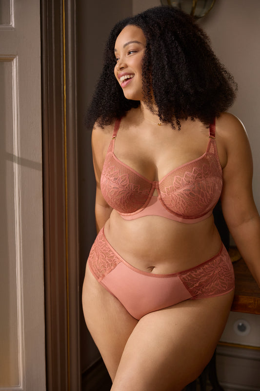 Sophia Plunge, Sienna Rose