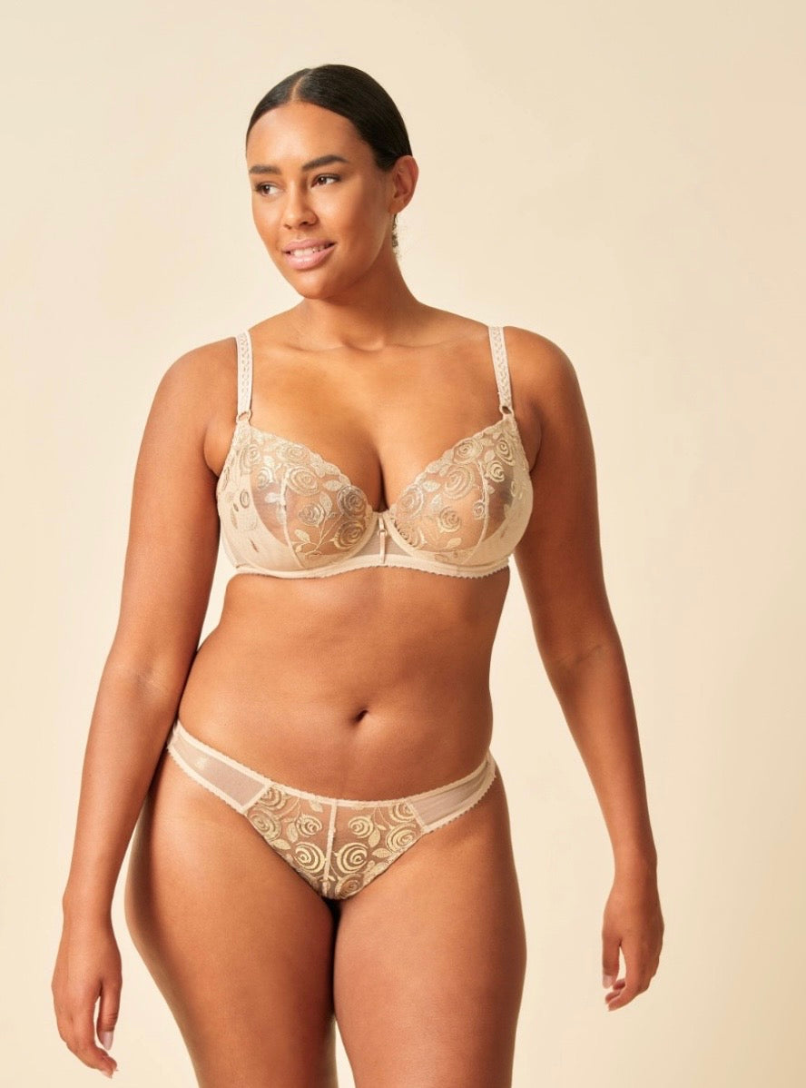 VIP Fleur D’Or Plunge