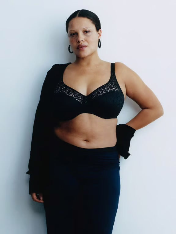 Molded Norah, Black