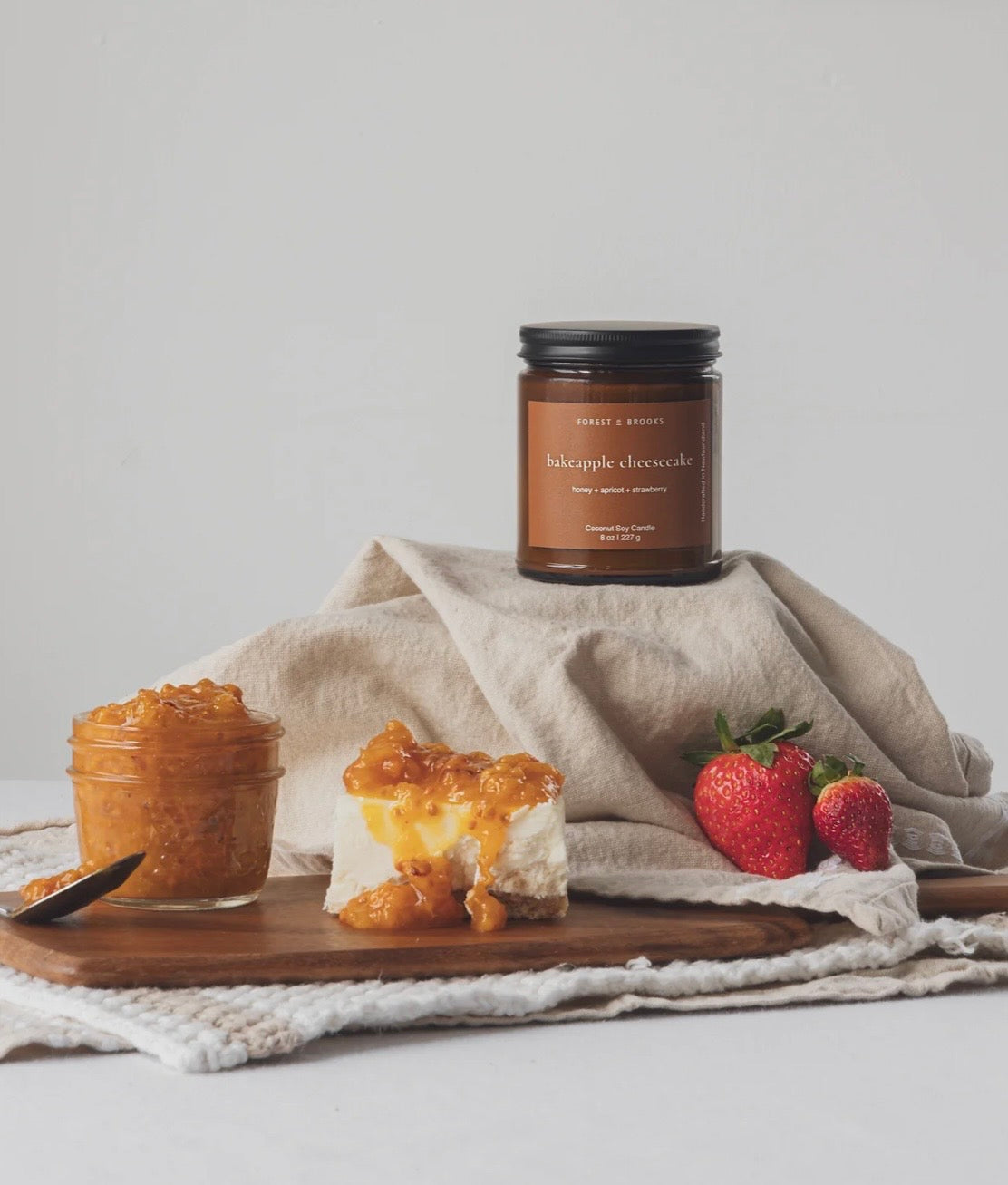 Forest & Brooks Wooden Wick Candles 8 OZ - IN STORE PICK UP ONLY