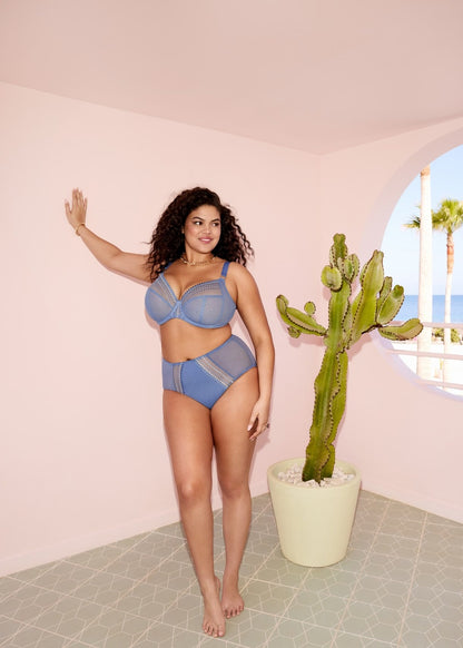 Matilda Plunge, Lunar Blue
